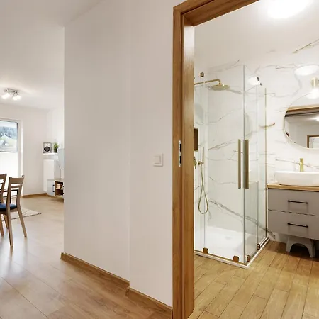 Ale Widok Cicha - Centrum Z Miejscem Postojowym W Garazu Apartamento Krynica-Zdrój