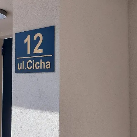 Ale Widok Cicha - Centrum Z Miejscem Postojowym W Garazu Apartment